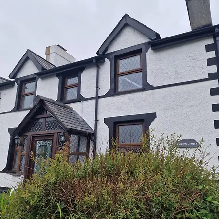 Cosy Cottage In Snowdonia Dolwyddelan Exterior photo