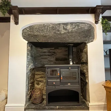 Cosy Cottage In Snowdonia Dolwyddelan Exterior photo